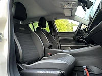 Jeep avenger longitude 54kwh 156pk 2023 (origineel-nl) 45.441 km, x-418-nn - afbeelding 37 van  46