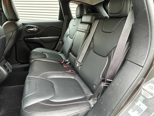 Jeep cherokee 2.0 longtitude; rd-144-v - afbeelding 7 van  29