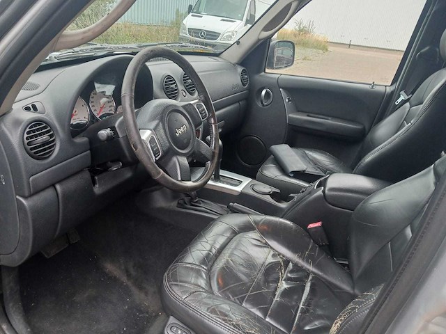 Jeep cherokee 2.8 4x4 automaat, 63-bp-vz - afbeelding 21 van  29