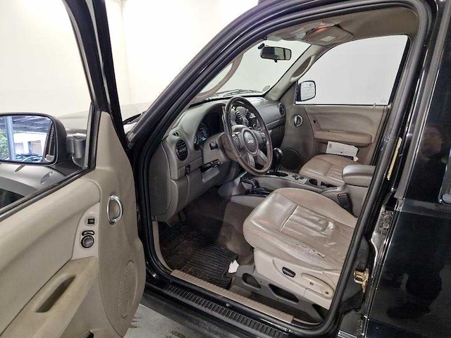 Jeep cherokee 2.8 crd renegade , 89-rb-sf - afbeelding 2 van  19