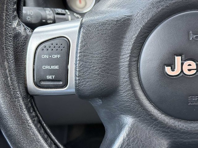 Jeep cherokee 3.7i v6 limited | 09-lz-vk i - afbeelding 4 van  35