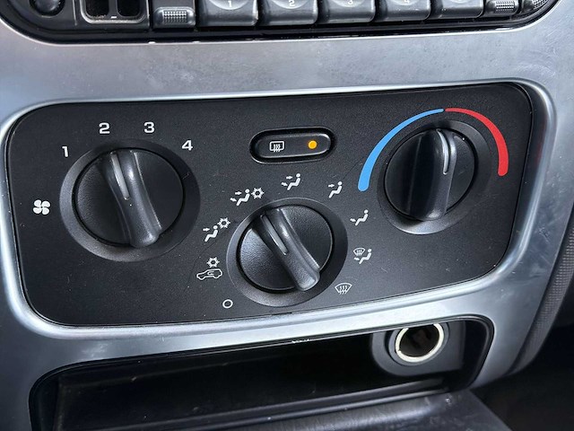 Jeep cherokee 3.7i v6 limited | 09-lz-vk i - afbeelding 7 van  31