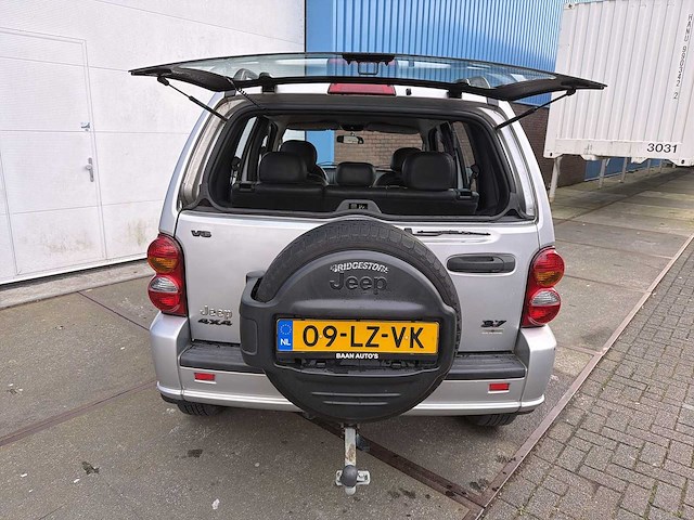 Jeep cherokee 3.7i v6 limited | 09-lz-vk i - afbeelding 17 van  35
