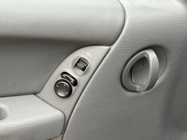 Jeep cherokee 3.7i v6 sport plus | 64-rg-ld i - afbeelding 3 van  30