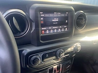 Jeep gladiator - 2025 - sport pick-up - 3.6 benzine - personenauto - afbeelding 24 van  25