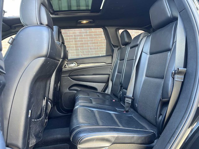 Jeep grand cherokee 3.0 crd overl summit 2015 | hj-946-b - afbeelding 24 van  32