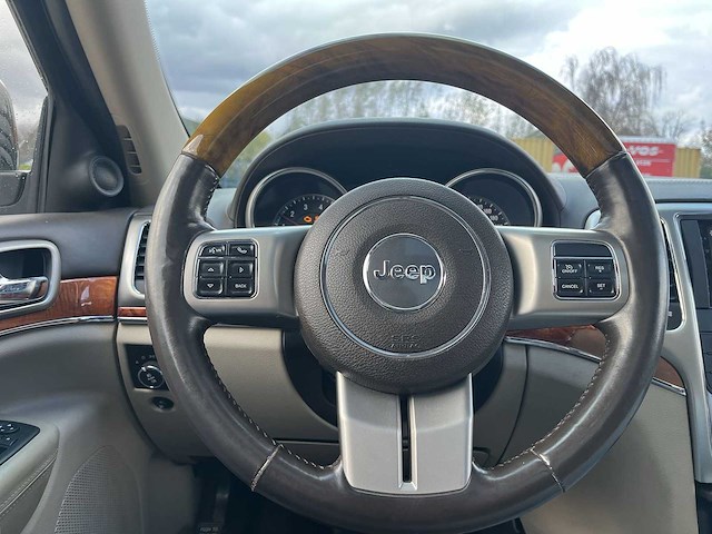 Jeep grand cherokee 3.6 overland 2011 | 94-nxz-9 - afbeelding 8 van  33