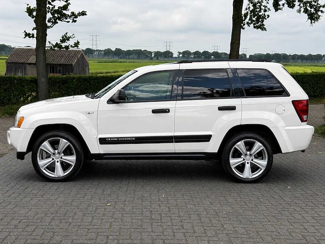 Jeep grand cherokee 3.7 v6 05-klj-1 - afbeelding 1 van  5