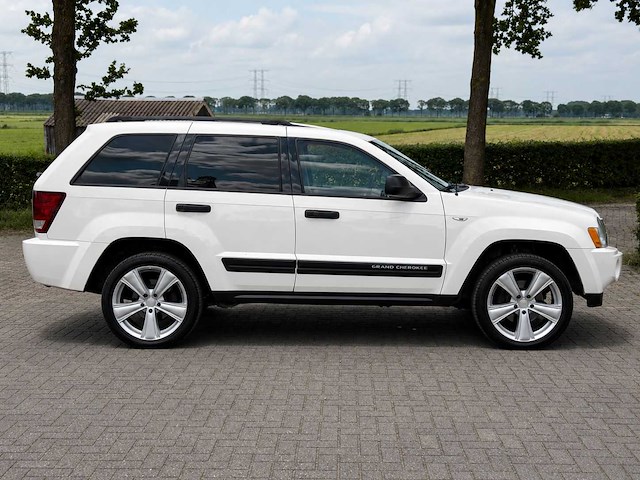Jeep grand cherokee 3.7 v6 05-klj-1 - afbeelding 3 van  5