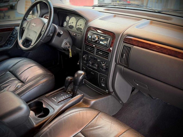 Jeep grand cherokee 4.0i limited 17-nj-lb - afbeelding 4 van  15