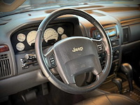 Jeep grand cherokee 4.0i limited 17-nj-lb - afbeelding 13 van  15