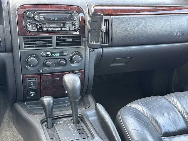 Jeep grand cherokee 4.7i v8 limited | 48-ft-ln - afbeelding 27 van  29