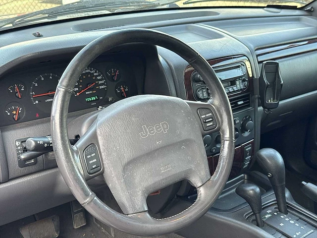Jeep grand cherokee 4.7i v8 limited | 48-ft-ln - afbeelding 11 van  29