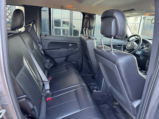 Jeep liberty 3.7 v6 4x4 automaat limited edition n-076-hg - afbeelding 4 van  25