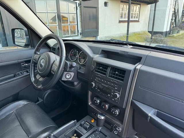 Jeep liberty 3.7 v6 4x4 automaat limited edition n-076-hg - afbeelding 25 van  25