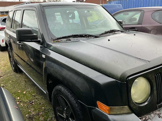 Jeep patriot 2.4 limited - afbeelding 18 van  21