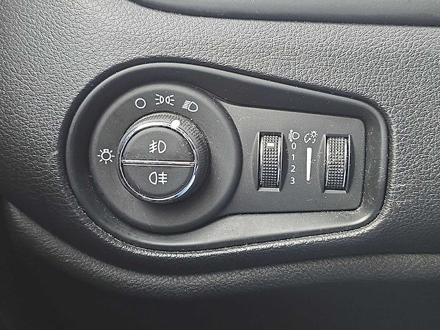 Jeep renegade 1.4 ma night eagle 2 2017 | pp-917-j - afbeelding 22 van  31