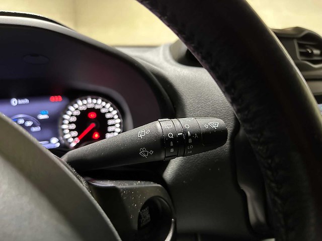 Jeep renegade 1.4 multiair night eagle ii 140pk 2018, tn-460-l - afbeelding 15 van  37