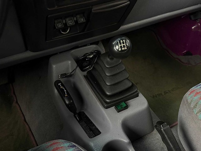 Jeep wrangler 2.5 soft top twister 1997 | youngtimer | p-801-jb iaw - afbeelding 5 van  22