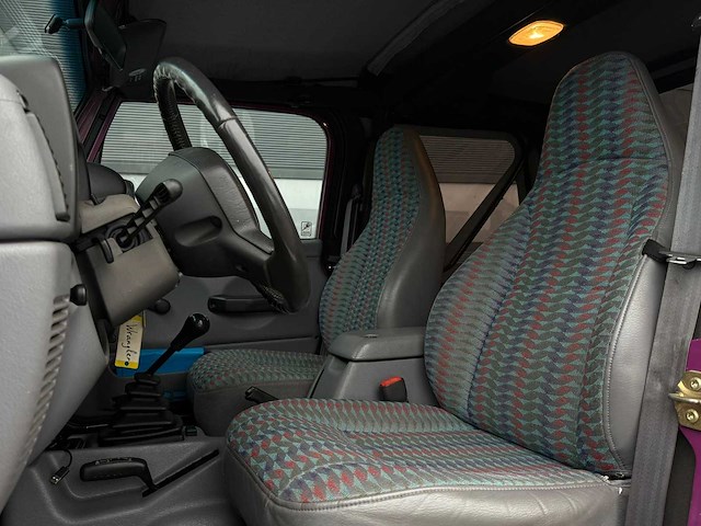 Jeep wrangler 2.5 soft top twister 1997 | youngtimer | p-801-jb iaw - afbeelding 13 van  22