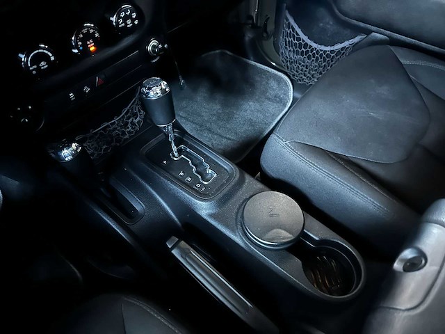 Jeep wrangler 3.6 v6 rubicon 284pk 2016, jts-57-h - afbeelding 22 van  33