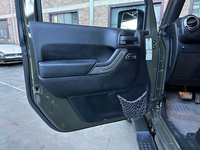 Jeep wrangler 3.6 v6 rubicon 284pk 2016, jts-57-h - afbeelding 22 van  37