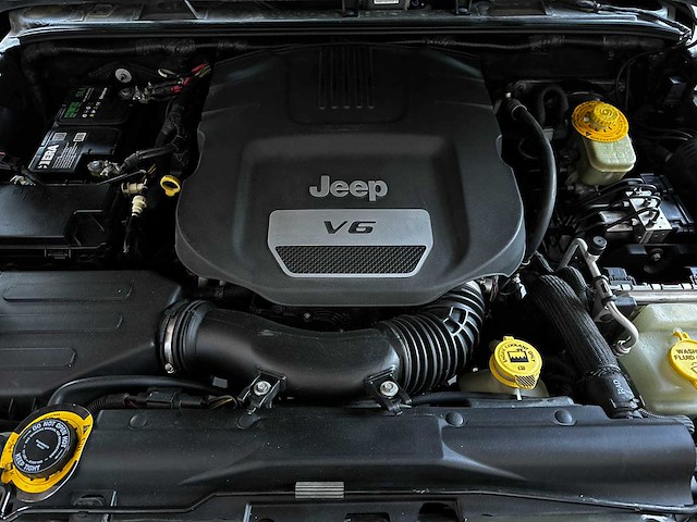 Jeep wrangler 3.6 v6 rubicon 284pk 2016, jts-57-h - afbeelding 30 van  37