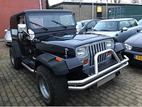 Jeep wrangler 4x4 terreinwagen - afbeelding 1 van  4