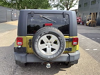 Jeep wrangler sahara personenauto - afbeelding 7 van  12