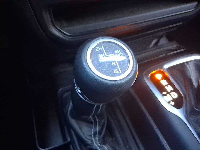 Jeep wrangler unlimited 2.0 4xe plug-in hybrid 80th anniversary 2021 | 68-60-36 - afbeelding 20 van  35