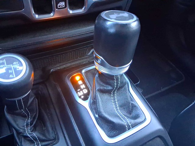 Jeep wrangler unlimited 2.0 4xe plug-in hybrid 80th anniversary 2021 | 68-60-36 - afbeelding 19 van  35