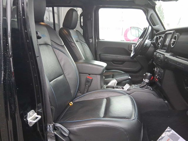 Jeep wrangler unlimited 2.0 4xe plug-in hybrid rubicon 2022 | 86-78-39 - afbeelding 25 van  31