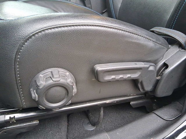 Jeep wrangler unlimited 2.0 4xe plug-in hybrid rubicon 2022 | 86-78-39 - afbeelding 21 van  31