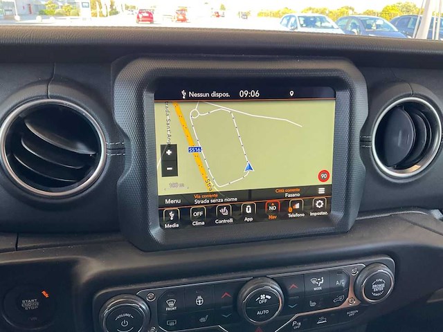 Jeep wrangler unlimited 2.0 4xe plug-in hybrid sahara 2022 | 14-69-35 - afbeelding 9 van  33