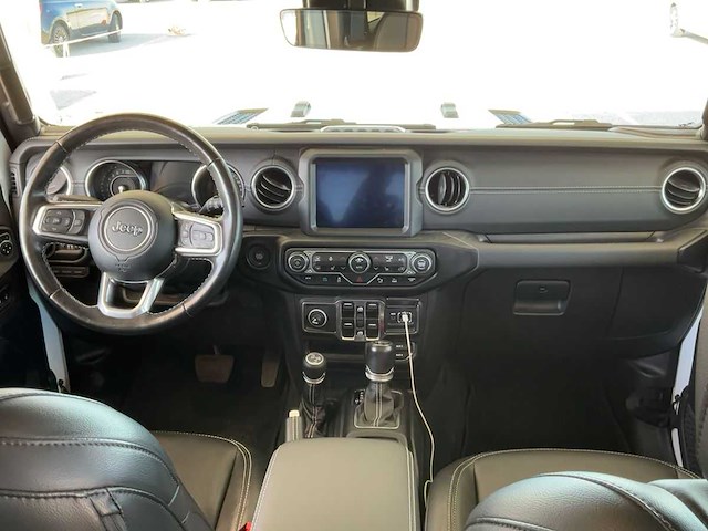 Jeep wrangler unlimited 2.0 4xe plug-in hybrid sahara 2022 | 14-69-35 - afbeelding 11 van  33