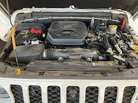 Jeep wrangler unlimited 2.0 4xe plug-in hybrid sahara 2022 | 14-69-35 - afbeelding 25 van  33