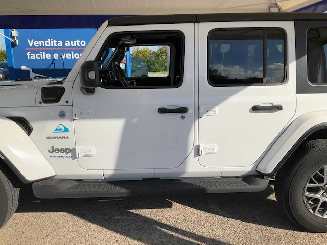 Jeep wrangler unlimited 2.0 4xe plug-in hybrid sahara 2022 | 14-69-35 - afbeelding 3 van  33