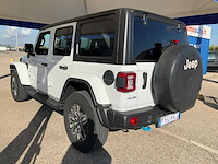 Jeep wrangler unlimited 2.0 4xe plug-in hybrid sahara 2022 | 14-69-35 - afbeelding 29 van  33