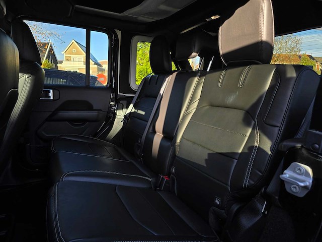 Jeep wrangler unlimited 2.0 4xe plug-in hybrid sahara irmscher 2023 | 62-64-13 - afbeelding 20 van  37
