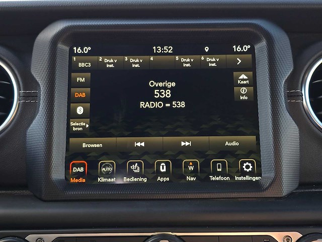 Jeep wrangler unlimited 2.0 4xe plug-in hybrid sahara irmscher 2023 | 62-64-13 - afbeelding 2 van  37