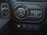 Jeep wrangler unlimited 2.0 4xe plug-in hybrid sahara irmscher 2023 | 62-64-13 - afbeelding 17 van  32