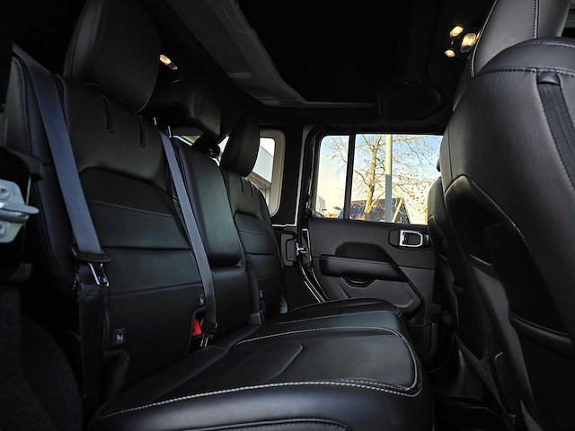 Jeep wrangler unlimited 2.0 4xe plug-in hybrid sahara irmscher 2023 | 62-64-13 - afbeelding 25 van  32
