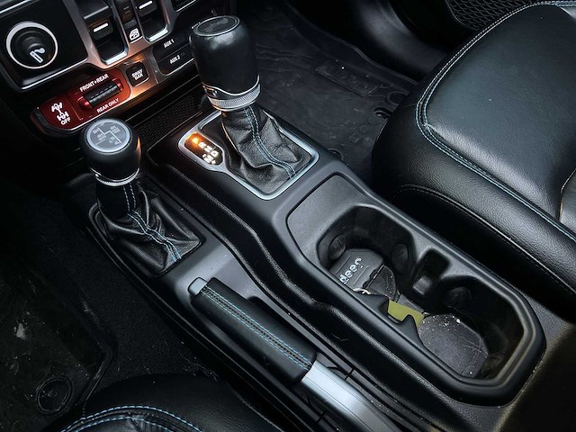 Jeep wrangler unlimited 4xe 380 rubicon 2021 | 67-36-30 - afbeelding 18 van  35