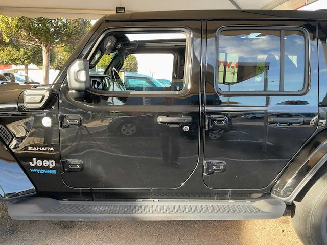 Jeep wrangler unlimited 4xe 380 sahara 2022 | 14-67-46 - afbeelding 13 van  26