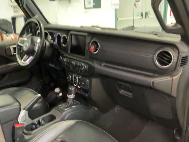 Jeep wrangler unlimited 4xe 380 sahara 2022 | 86-81-24 - afbeelding 23 van  34