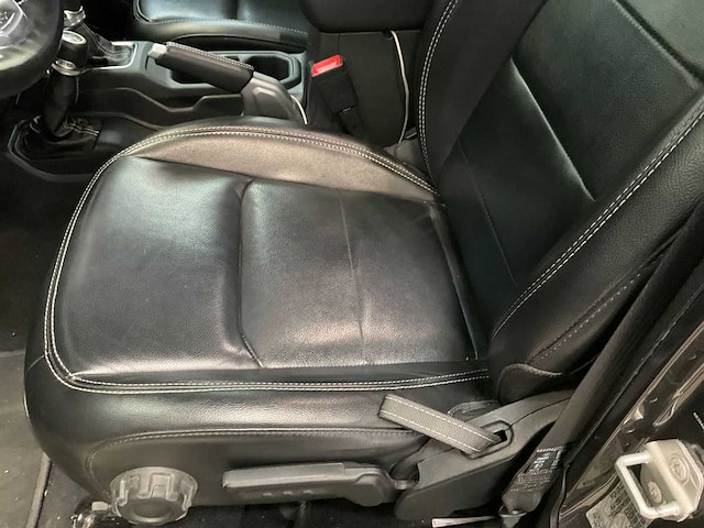 Jeep wrangler unlimited 4xe 380 sahara 2022 | 86-81-24 - afbeelding 9 van  32