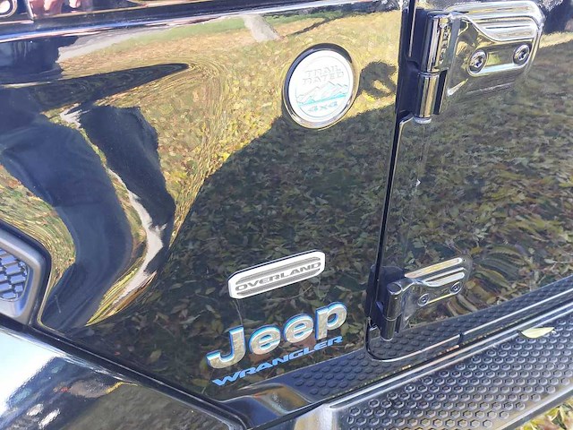 Jeep wrangler unlimited 4xe 380 sahara 2023 | 62-63-92 - afbeelding 15 van  42