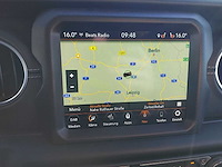 Jeep wrangler unlimited 4xe 380 sahara 2023 | 62-63-92 - afbeelding 11 van  42