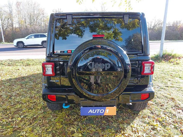 Jeep wrangler unlimited 4xe 380 sahara 2023 | 62-63-92 - afbeelding 21 van  42