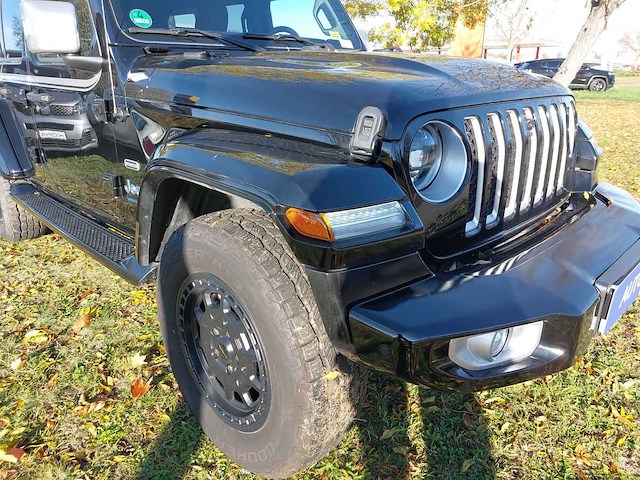 Jeep wrangler unlimited 4xe 380 sahara 2023 | 62-63-92 - afbeelding 33 van  42